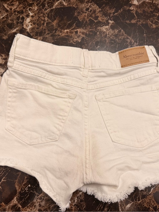Abercrombie & Fitch Other - Abercrombie & Fitch White Denim Frayed Hem Shorts